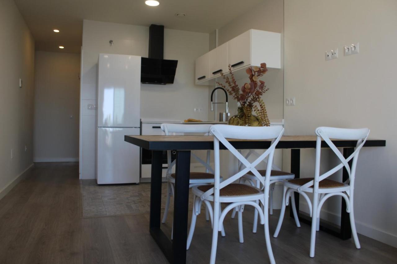 Apartamento En La Playa Malaga เบนาคาราเฟ ภายนอก รูปภาพ